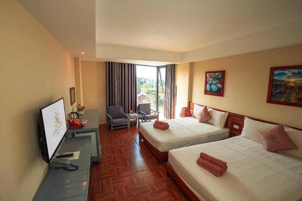 Family Mountain View - Bedroom